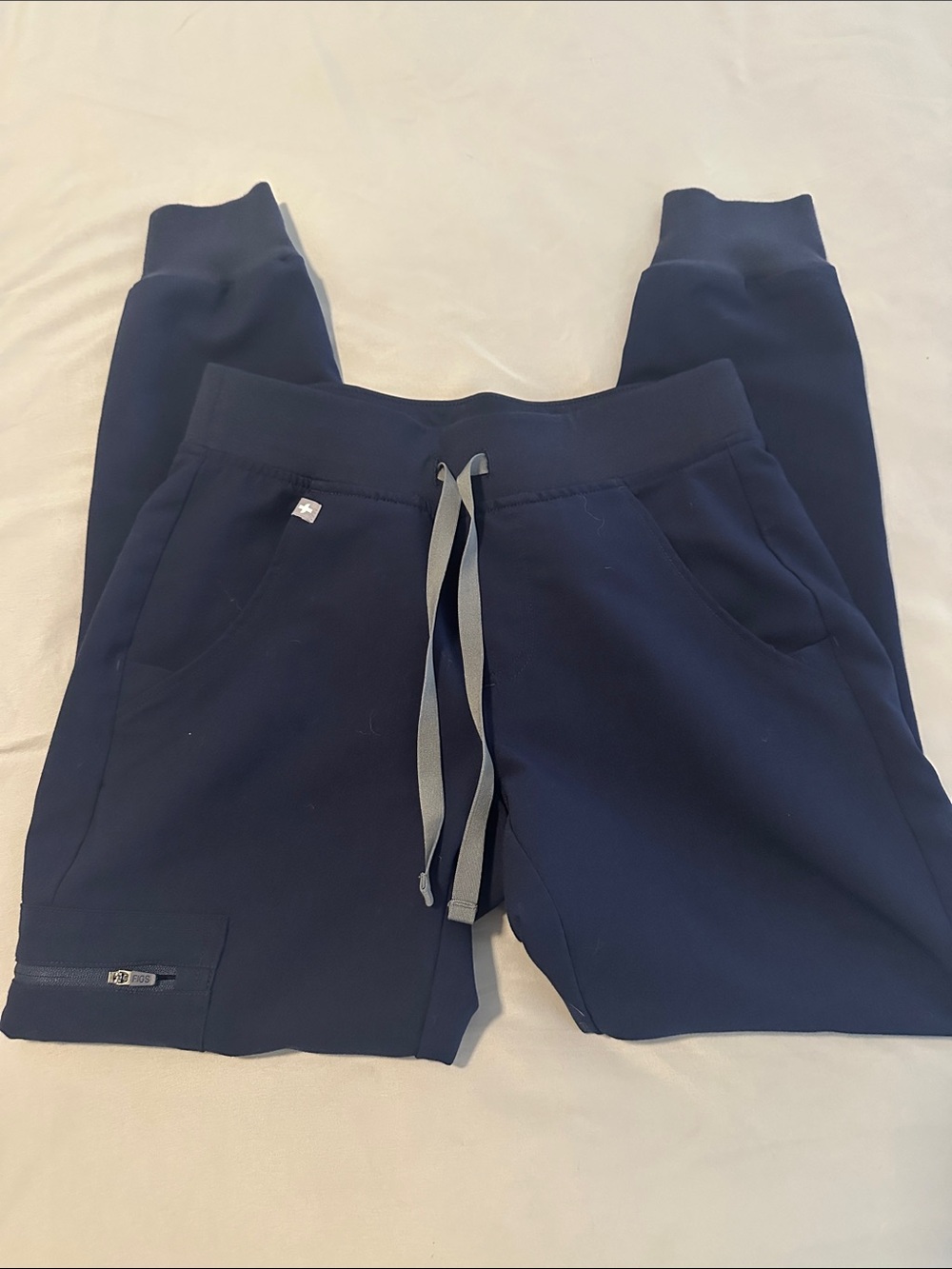 Figs womens jogger scrubs navy blue XXS/P